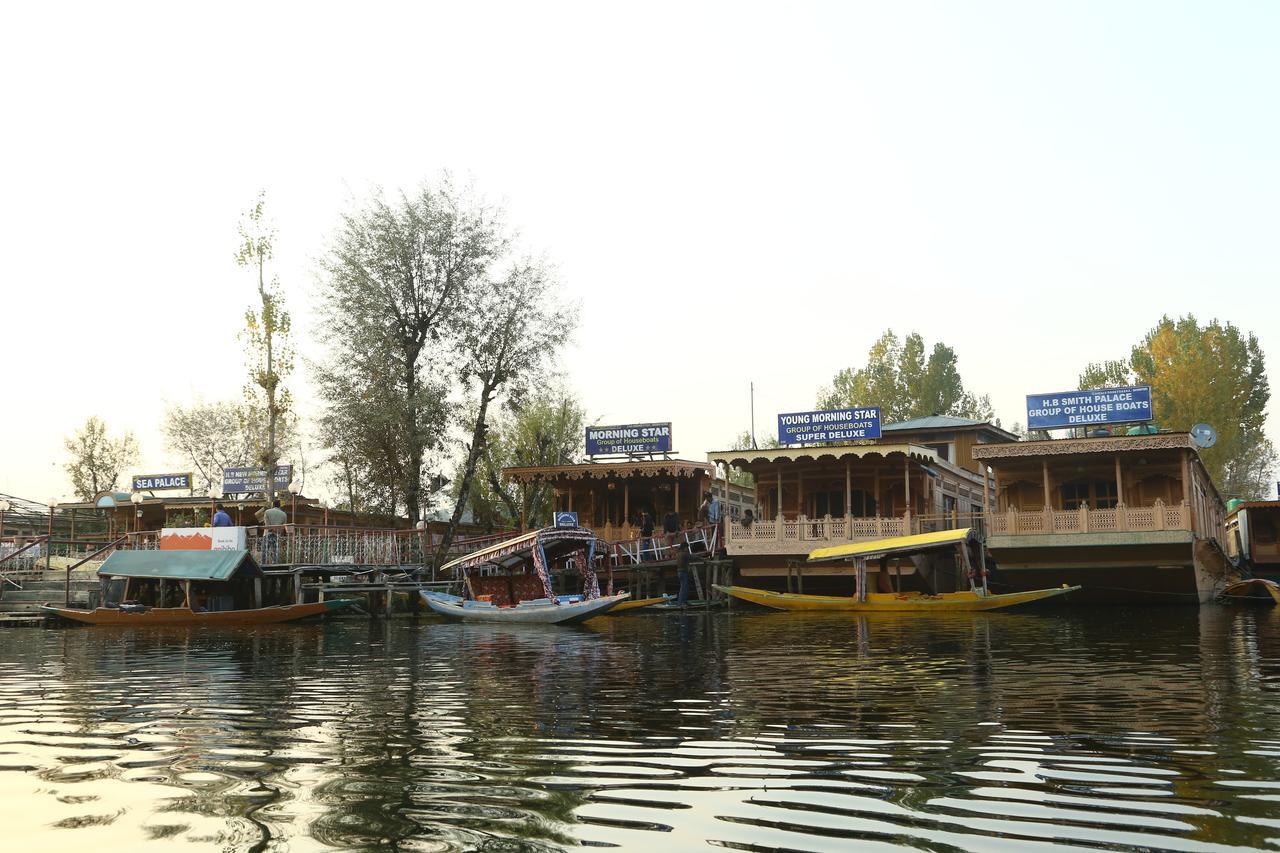 Morning Star Group Of Houseboats Hotel ศรีนาการ์ ภายนอก รูปภาพ