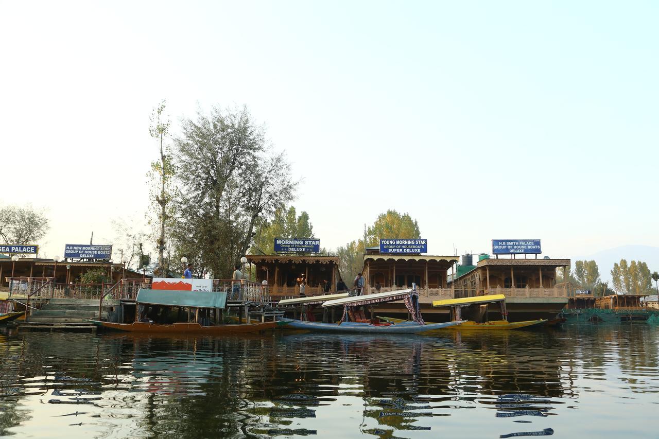 Morning Star Group Of Houseboats Hotel ศรีนาการ์ ภายนอก รูปภาพ